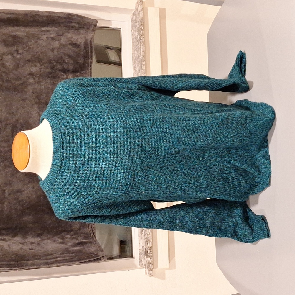 Turquoise sweater
